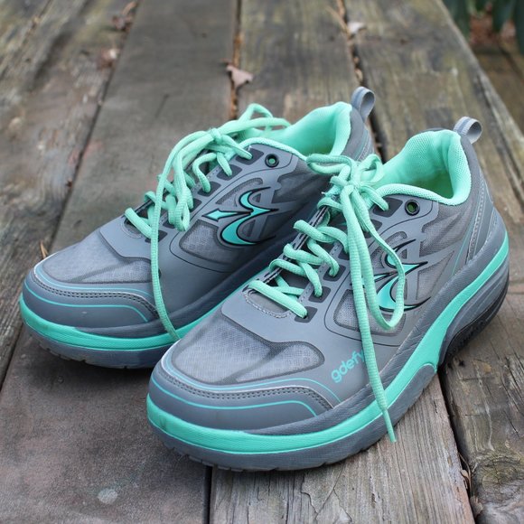 Gdefy Shoes - Gdefy gravity defyer perfect fit walking  shoes 8.5